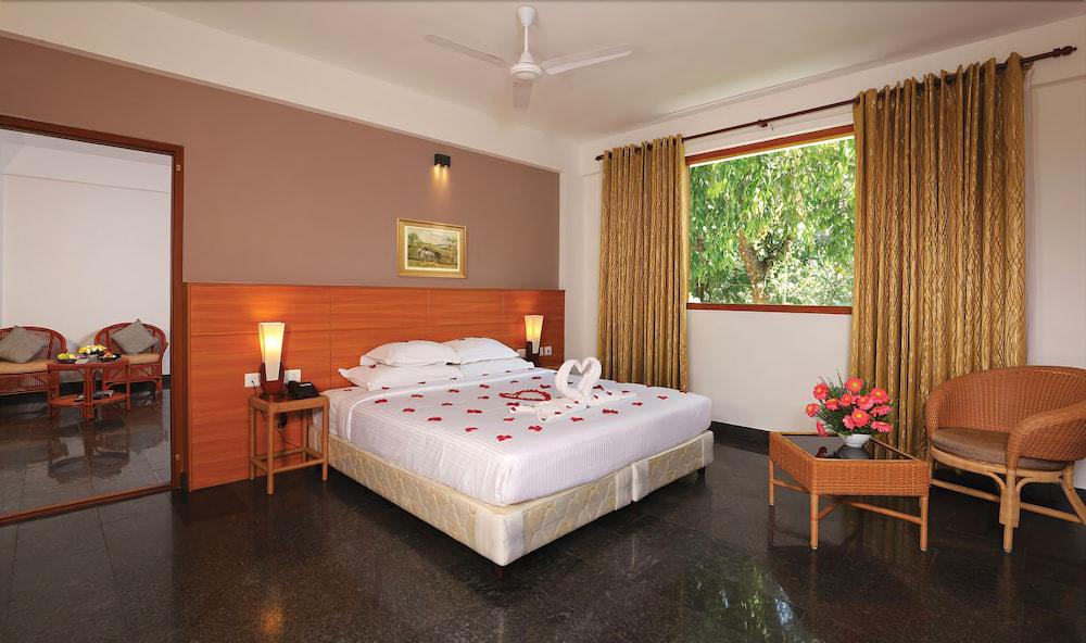 Elephant Court Thekkady Esterno foto