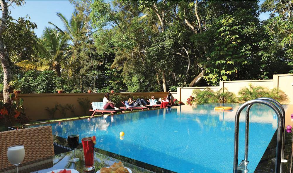Elephant Court Thekkady Esterno foto