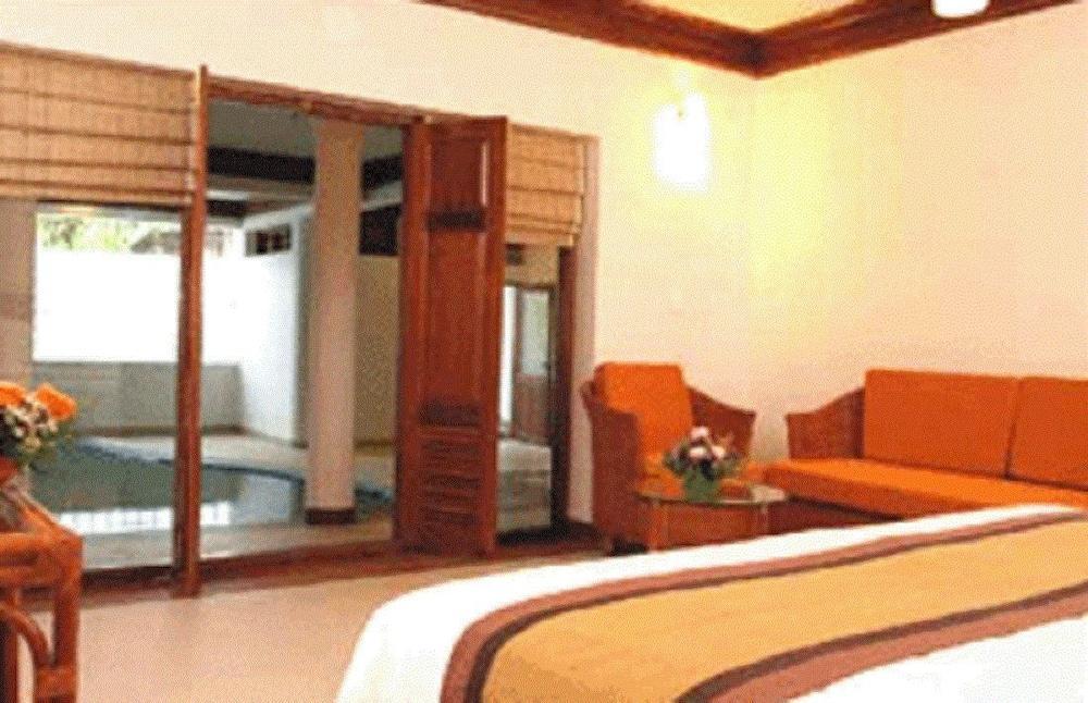 Elephant Court Thekkady Esterno foto