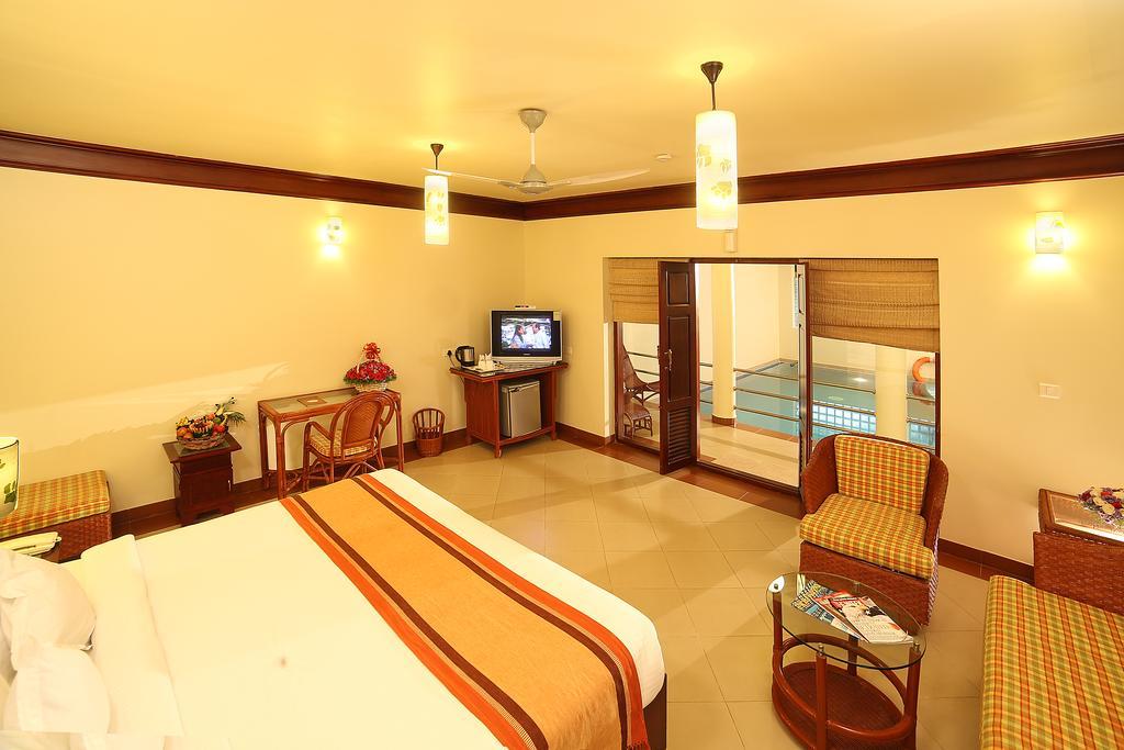 Elephant Court Thekkady Esterno foto
