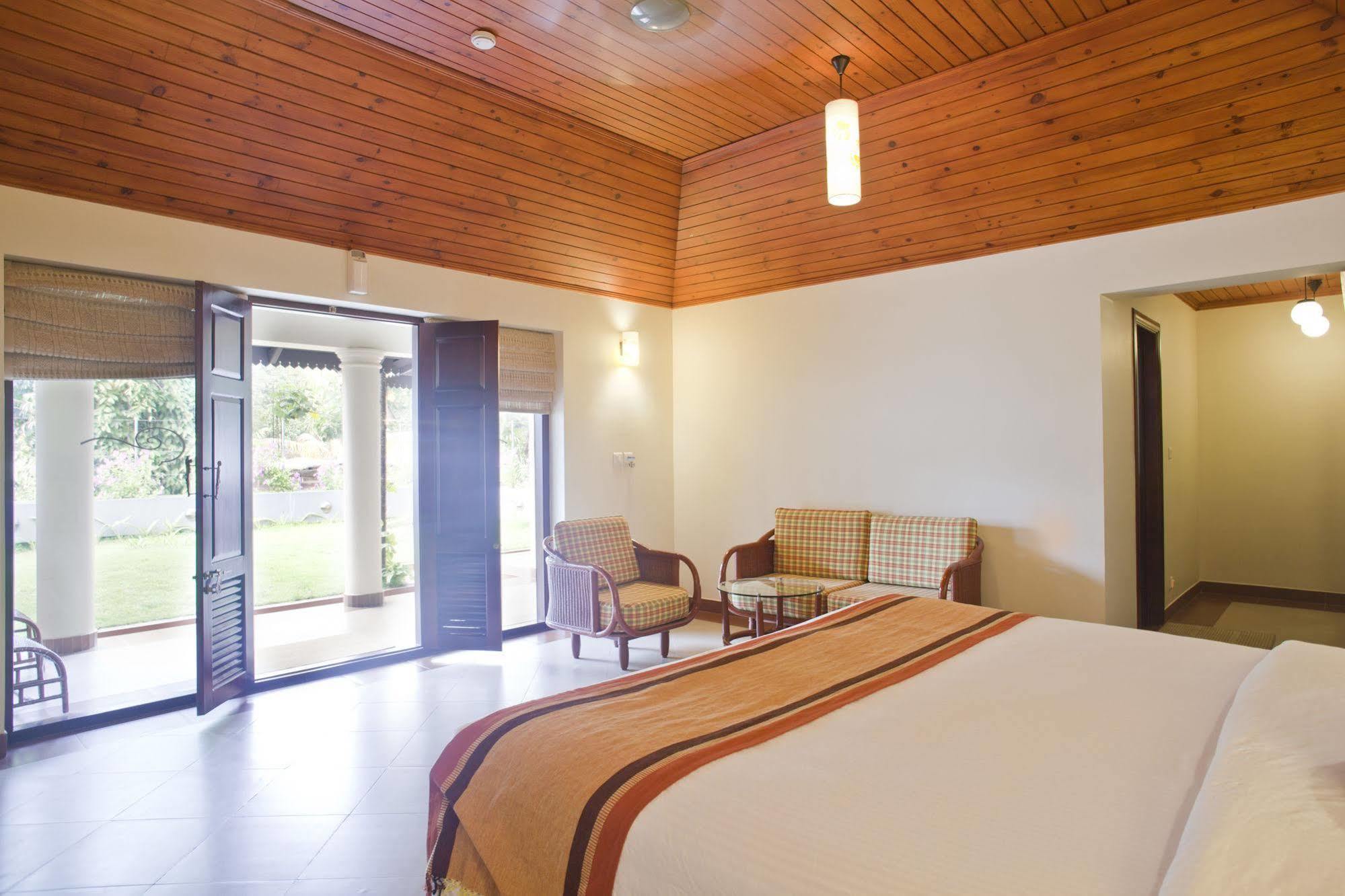 Elephant Court Thekkady Esterno foto
