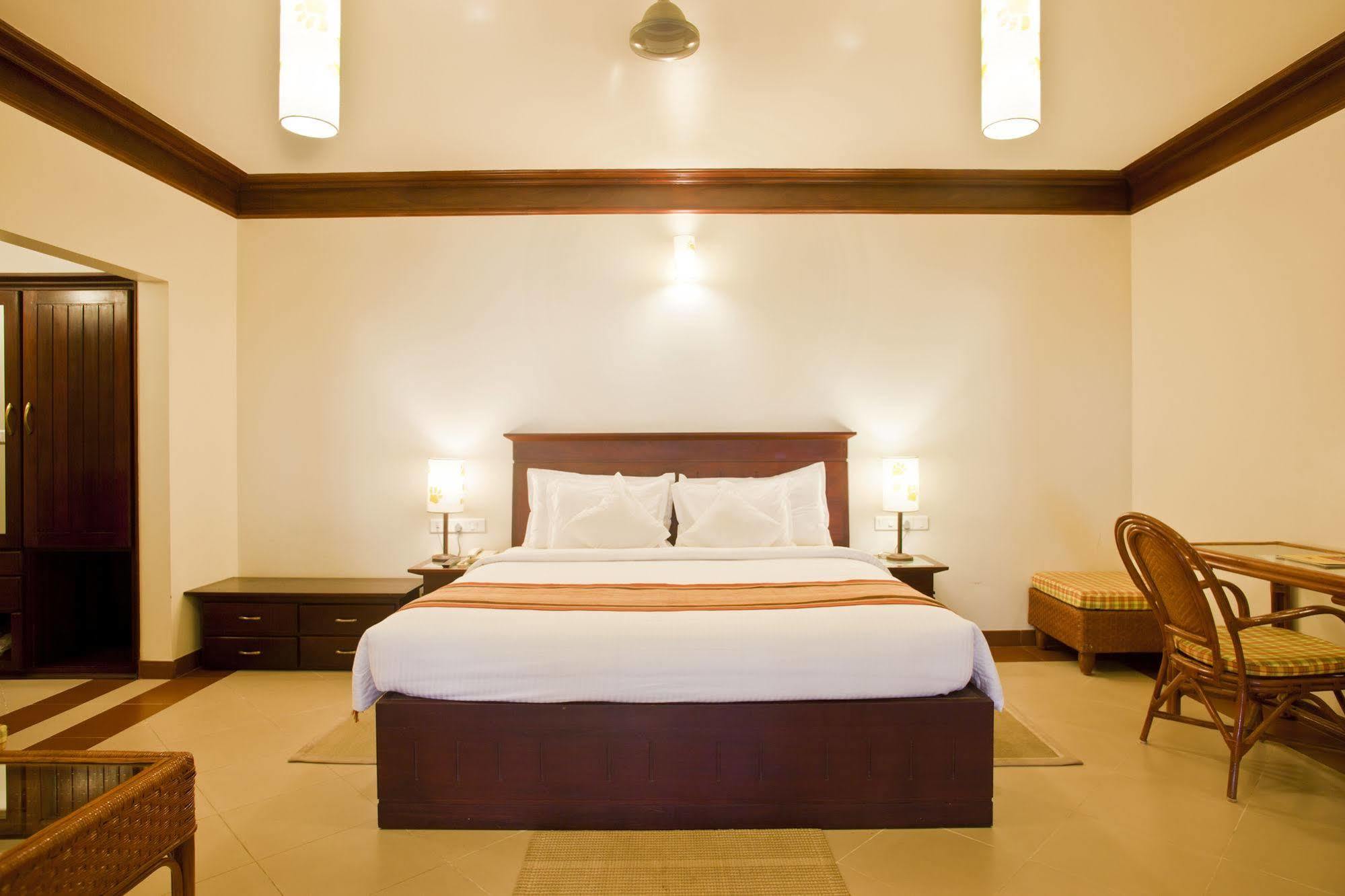 Elephant Court Thekkady Esterno foto